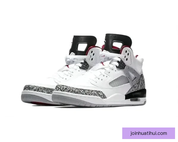 朱朱-沃特金斯今夏首发耐克签名鞋开启传奇之路